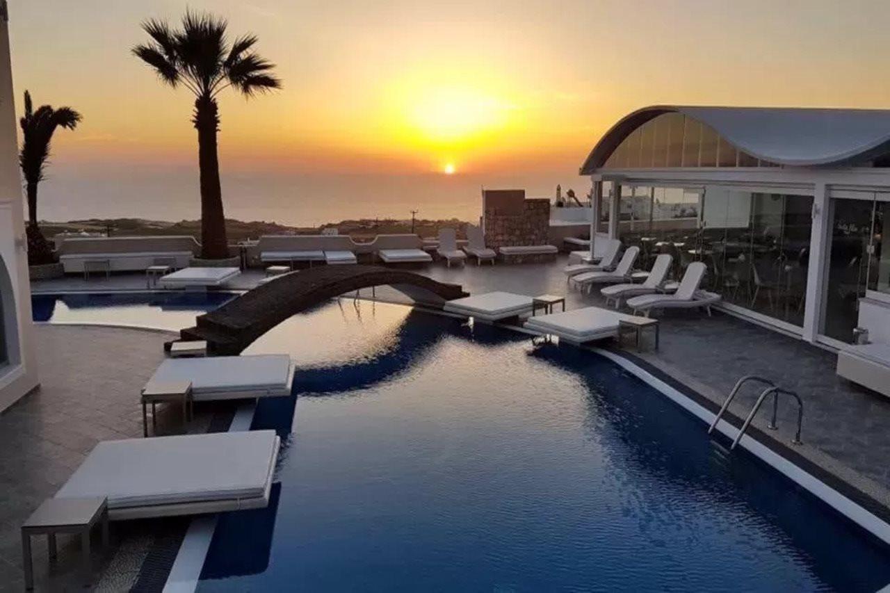 B Suites Fira  Exterior foto