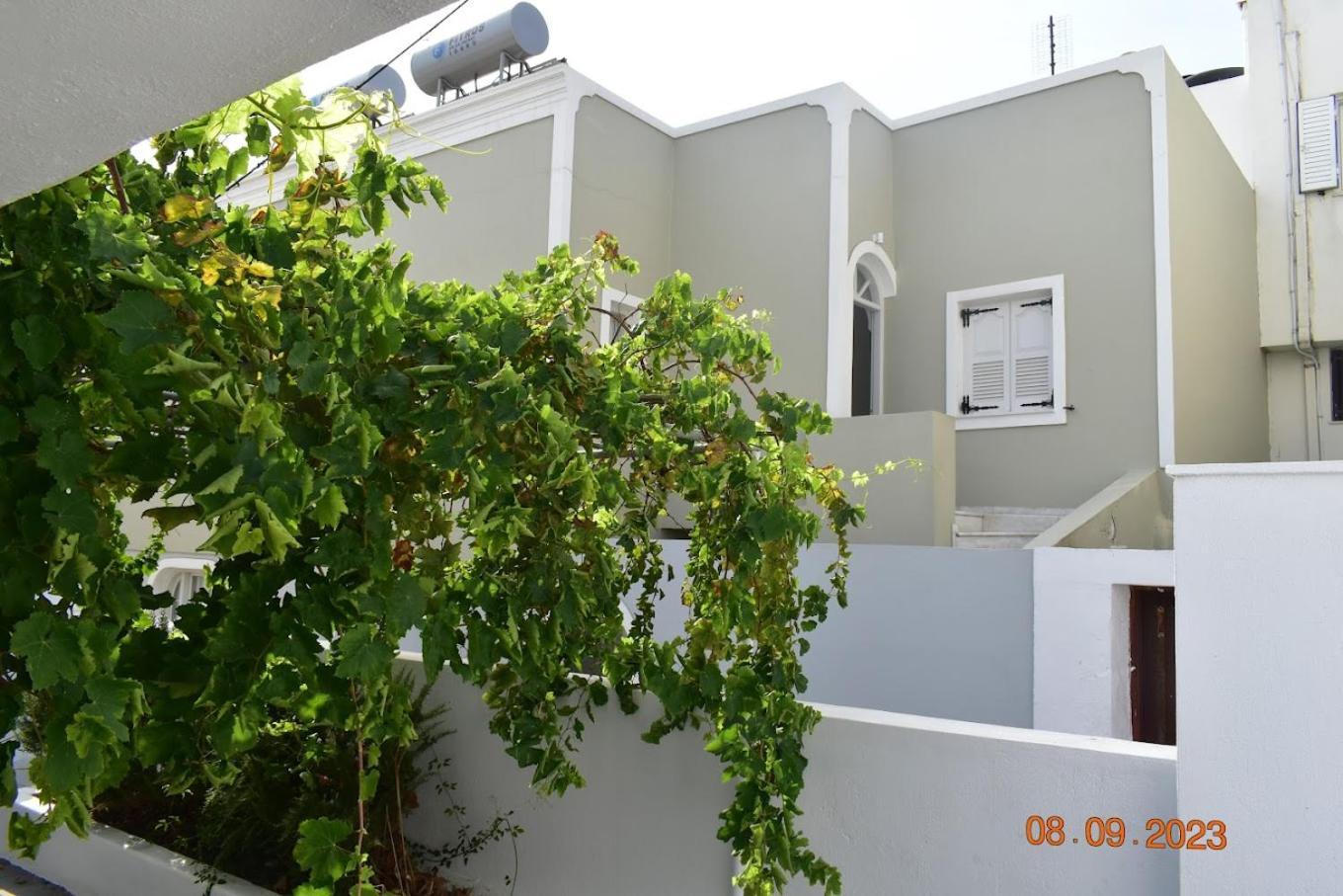 B Suites Fira  Zimmer foto